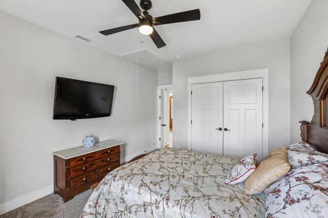 3405 Bootknife Dr, Bell Buckle, TN 37020