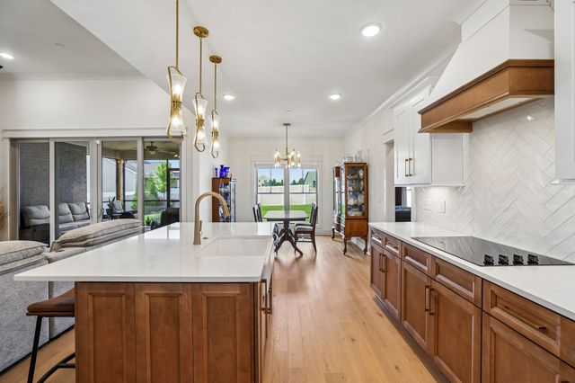 3405 Bootknife Dr, Bell Buckle, TN 37020