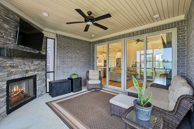 3405 Bootknife Dr, Bell Buckle, TN 37020