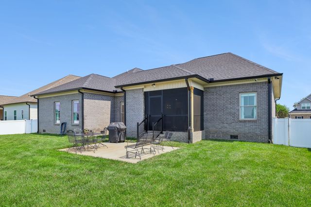 3405 Bootknife Dr, Bell Buckle, TN 37020
