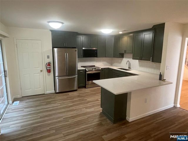 67 Gannet Court, Wayne, NJ 07470