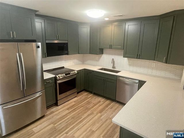 67 Gannet Court, Wayne, NJ 07470