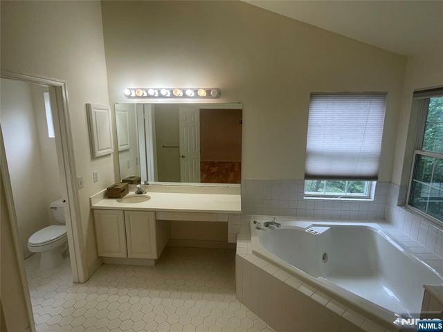 67 Gannet Court, Wayne, NJ 07470