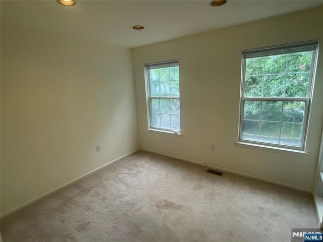 67 Gannet Court, Wayne, NJ 07470