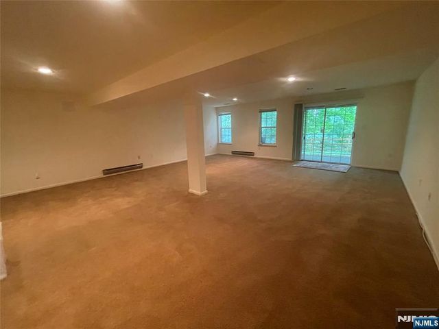 67 Gannet Court, Wayne, NJ 07470