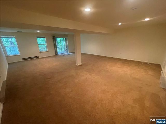 67 Gannet Court, Wayne, NJ 07470