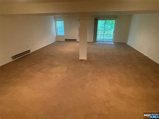 67 Gannet Court, Wayne, NJ 07470