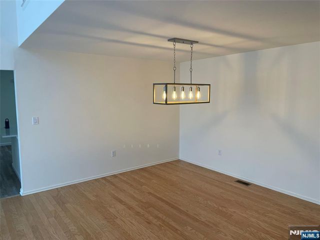 67 Gannet Court, Wayne, NJ 07470
