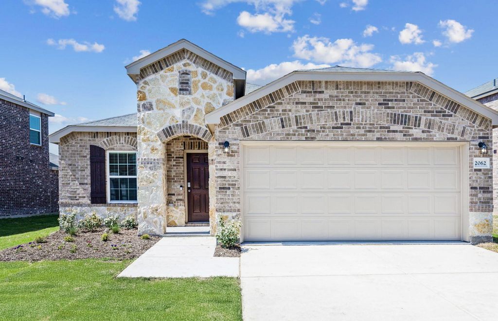 2062 Pleasant Knoll Circle, Forney, TX 75126