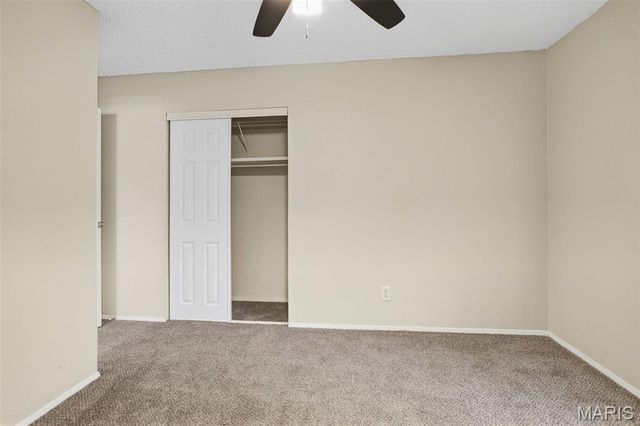 6766 Lesli Mari Court, Florissant, MO 63033