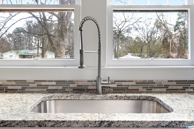 107 VINES AVENUE, Hueytown, AL 35023