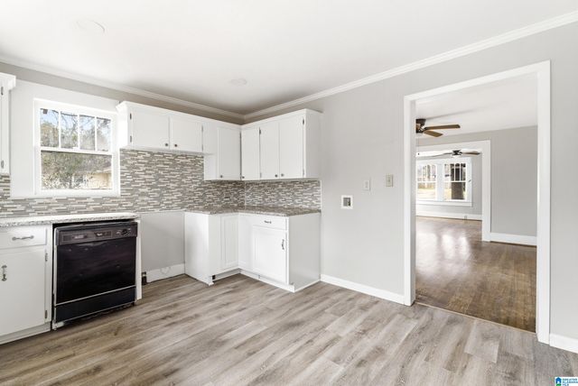 107 VINES AVENUE, Hueytown, AL 35023