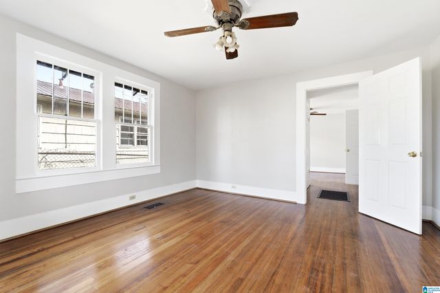 107 VINES AVENUE, Hueytown, AL 35023