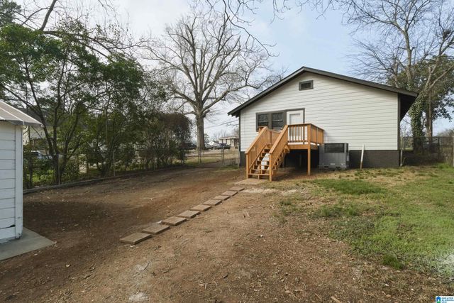 107 VINES AVENUE, Hueytown, AL 35023