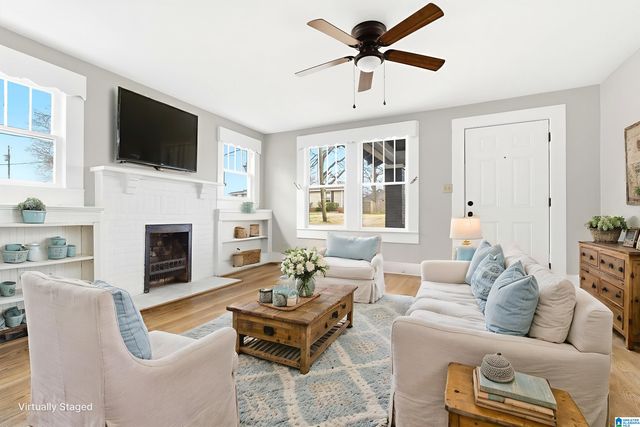 107 VINES AVENUE, Hueytown, AL 35023