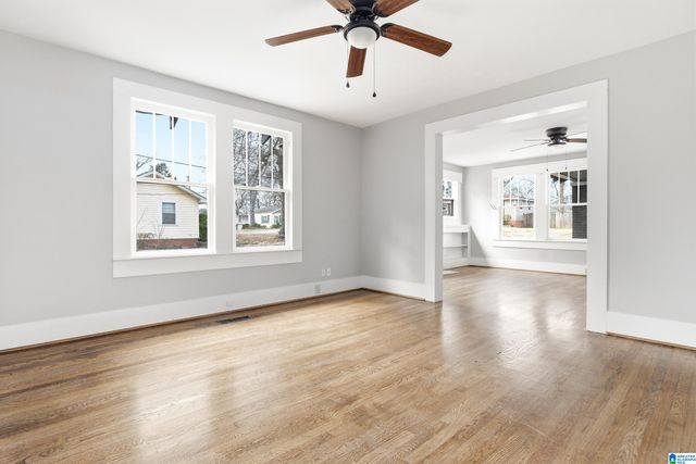 107 VINES AVENUE, Hueytown, AL 35023