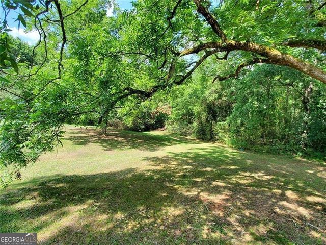 705 Triune Mill Road, Thomaston, GA 30286