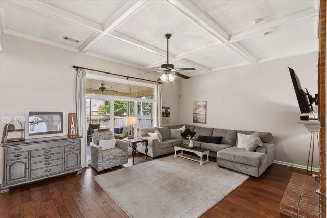 634 BROOKMERE DR, Collierville, TN 38017