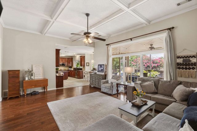 634 BROOKMERE DR, Collierville, TN 38017