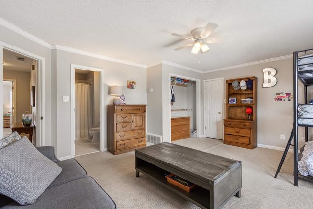 634 BROOKMERE DR, Collierville, TN 38017