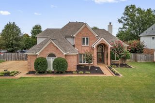 634 BROOKMERE DR, Collierville, TN 38017