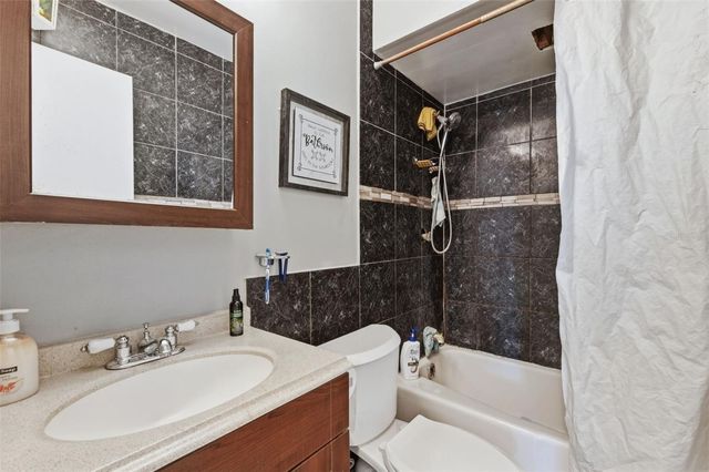 5406 S HIMES AVENUE, Tampa, FL 33611