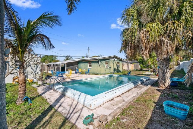 5406 S HIMES AVENUE, Tampa, FL 33611