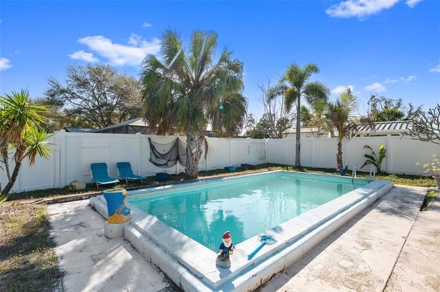 5406 S HIMES AVENUE, Tampa, FL 33611