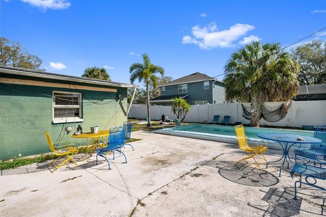 5406 S HIMES AVENUE, Tampa, FL 33611