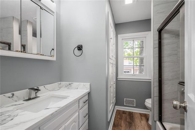 7106 E 127th Street, Grandview, MO 64083
