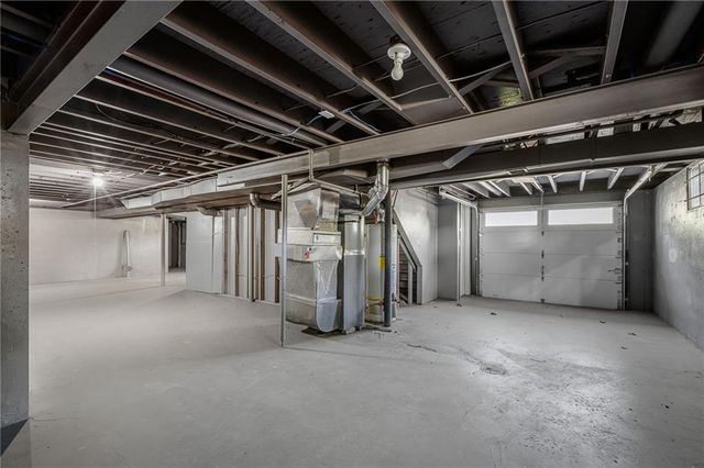 7106 E 127th Street, Grandview, MO 64083