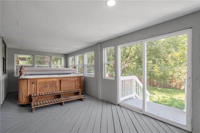 7106 E 127th Street, Grandview, MO 64083