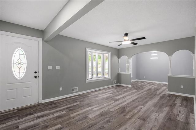 7106 E 127th Street, Grandview, MO 64083