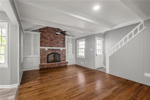 7106 E 127th Street, Grandview, MO 64083