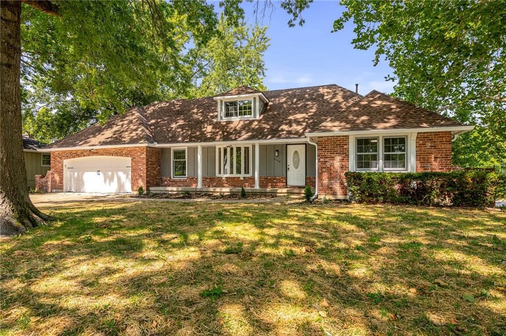 7106 E 127th Street, Grandview, MO 64083