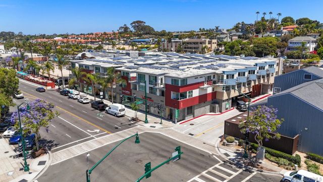 687 S Coast Hwy 101 206, Encinitas, CA 92024
