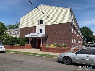 250 North Bishop Avenue APT 24, Bridgeport, CT 06610