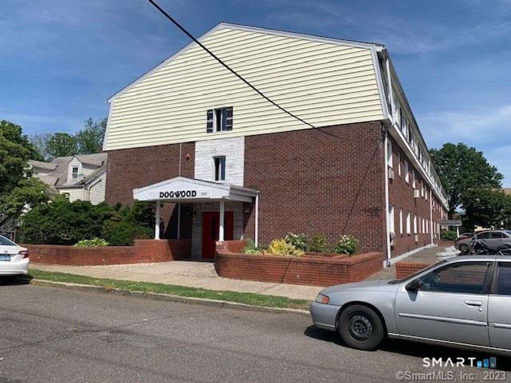 250 North Bishop Avenue APT 24, Bridgeport, CT 06610