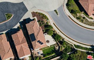 19860 Via Ott, Newhall, CA 91321
