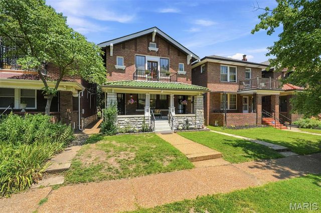 4995 Tholozan Avenue, St Louis, MO 63109
