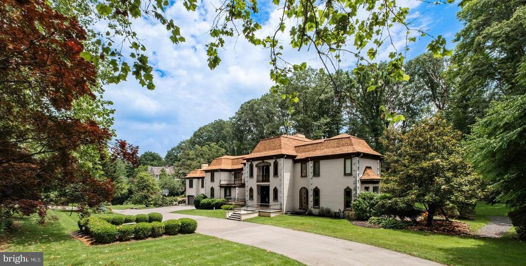 1075 GREEN VALLEY RD, Bryn Mawr, PA 19010