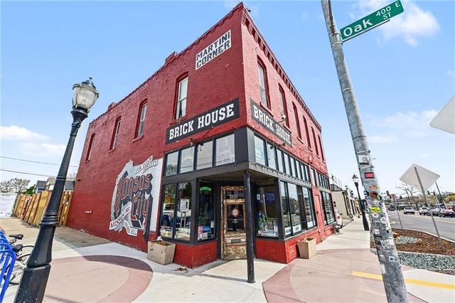 33 E 32nd Street, Kansas City, MO 64111