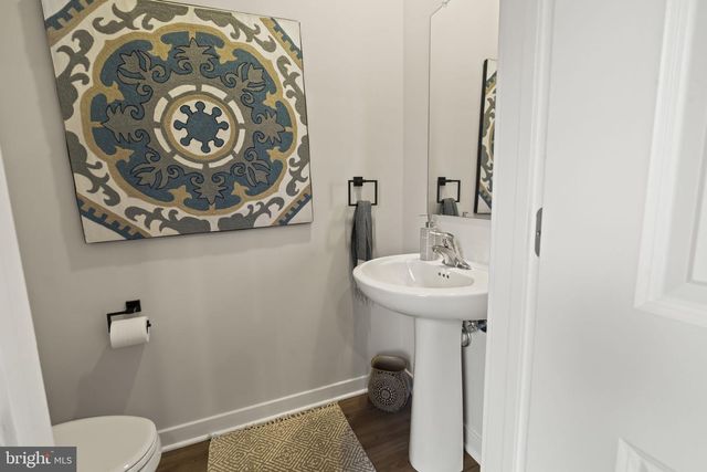 3 CONTINENTAL WAY, Bridgeport, PA 19405