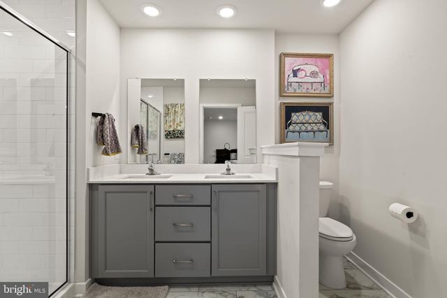 3 CONTINENTAL WAY, Bridgeport, PA 19405