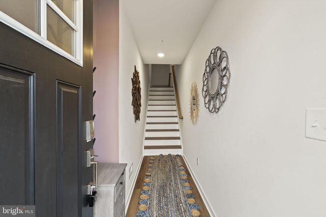 3 CONTINENTAL WAY, Bridgeport, PA 19405