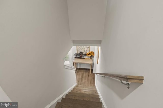 3 CONTINENTAL WAY, Bridgeport, PA 19405