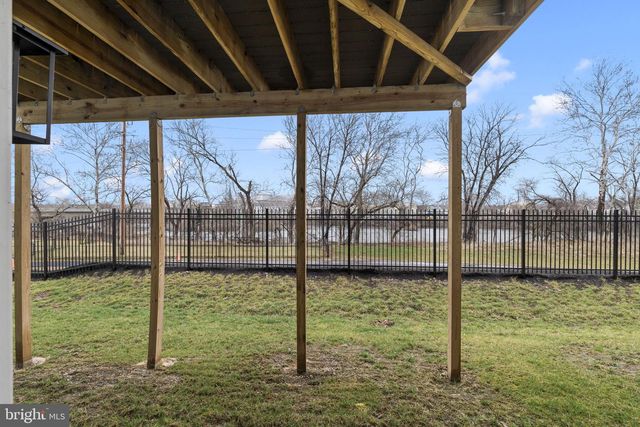 3 CONTINENTAL WAY, Bridgeport, PA 19405