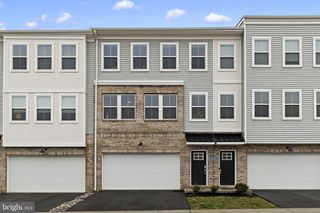 3 CONTINENTAL WAY, Bridgeport, PA 19405