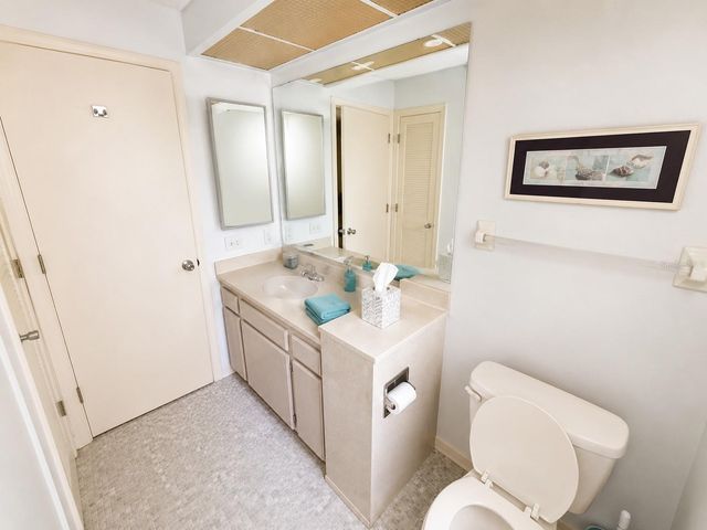 4068 WILSHIRE CIRCLE E 145, Sarasota, FL 34238