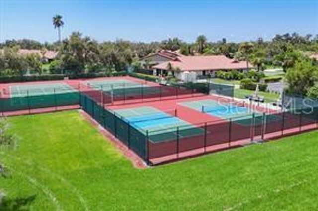 4068 WILSHIRE CIRCLE E 145, Sarasota, FL 34238